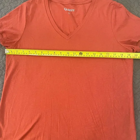 Quince modal cotton Women's V-Neck Orange tee in Color burnt sienna - Picture 4 of 7